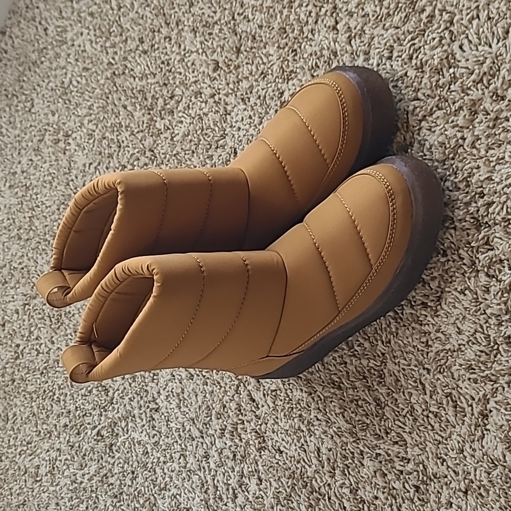 Maxwell Puff Boots